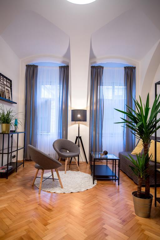 Friday Songs Apartman Prága Kültér fotó